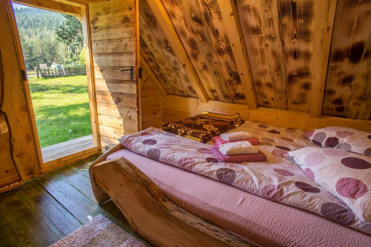 Eco Camp Chalets Pod Gorom ชาเบลียค ภายนอก รูปภาพ