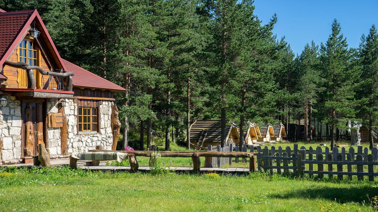Eco Camp Chalets Pod Gorom ชาเบลียค ภายนอก รูปภาพ