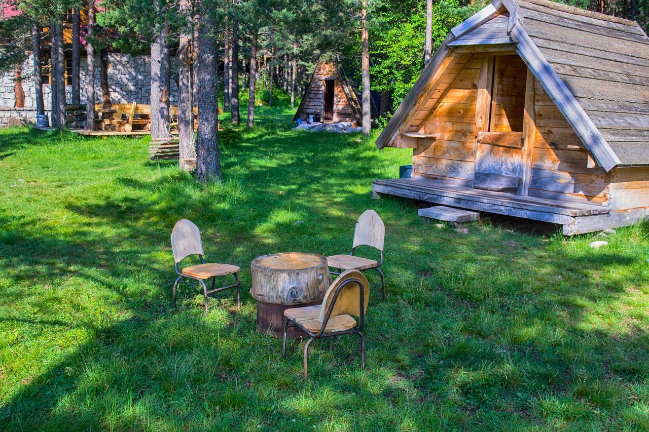 Eco Camp Chalets Pod Gorom ชาเบลียค ภายนอก รูปภาพ
