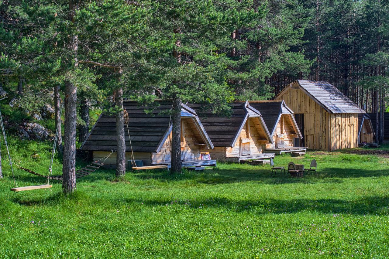 Eco Camp Chalets Pod Gorom ชาเบลียค ภายนอก รูปภาพ