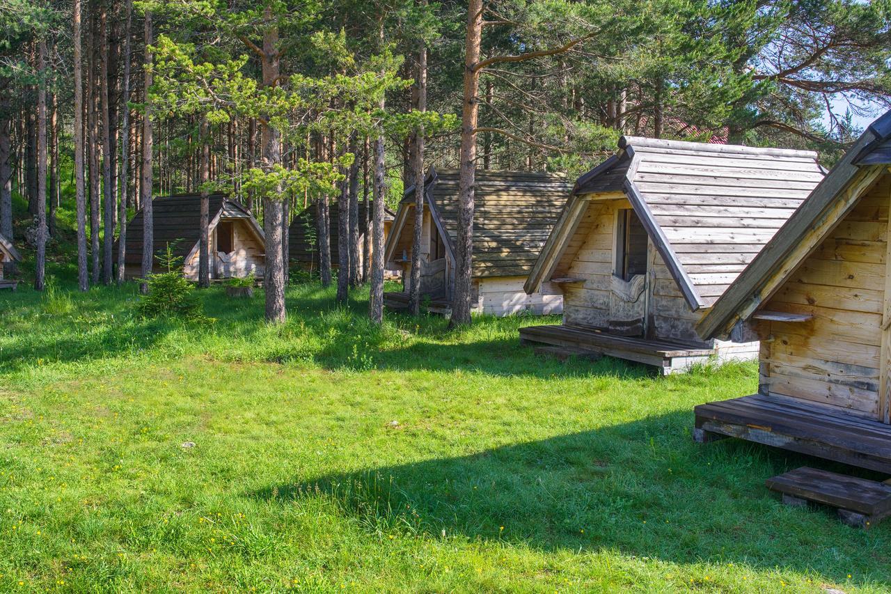 Eco Camp Chalets Pod Gorom ชาเบลียค ภายนอก รูปภาพ