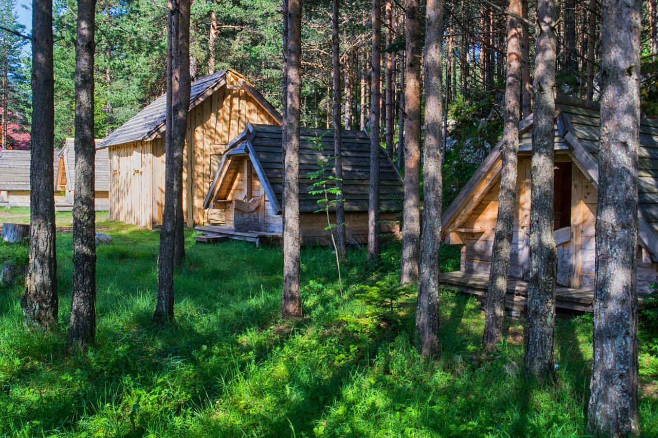 Eco Camp Chalets Pod Gorom ชาเบลียค ภายนอก รูปภาพ
